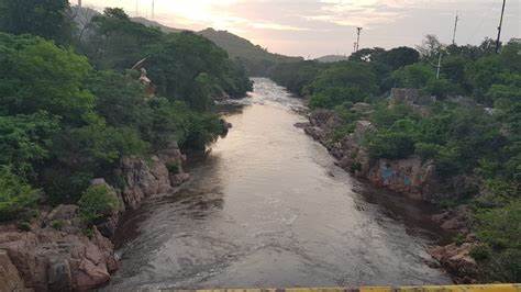 Creciente del río Guatapurí arrasa con gaviones en balneario turístico de Valledupar