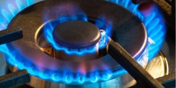 SuperServicios ordena a Alcanos reducir tarifas de gas o compensar a usuarios por alza del 51%
