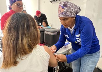 Con 130.000 dosis, Barranquilla inició vacunación contra la influenza para prevenir enfermedades respiratorias