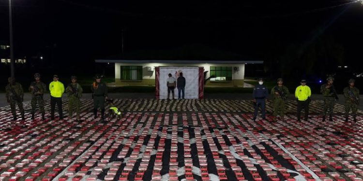 Fuerza Pública incauta tres toneladas de droga en Putumayo y asesta golpe a disidencias de las FARC