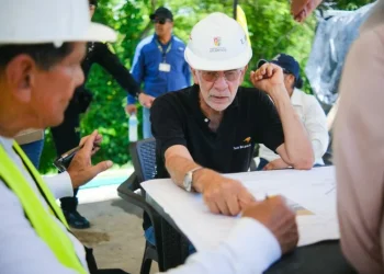 Puente de Juan de Acosta estaría habilitado en julio, según Gobernador Verano