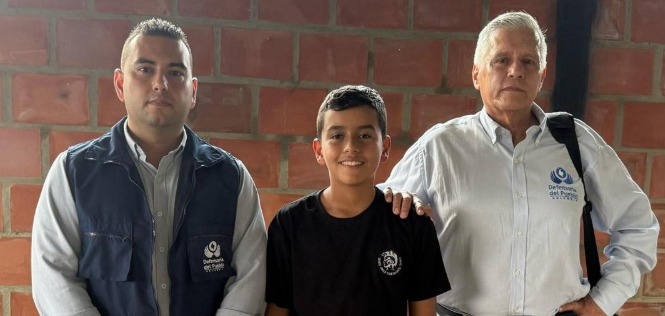 Liberan a Lyan Hortúa, niño de 11 años secuestrado en Jamundí por disidencias de las Farc