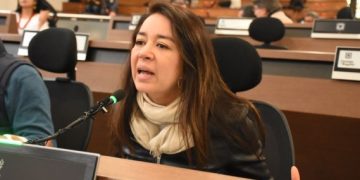 Concejal alerta sobre posibles capacitaciones ideológicas en colegios oficiales de Bogotá