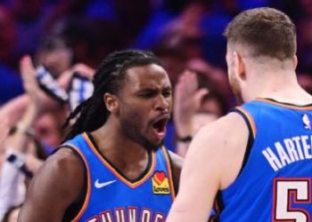 Oklahoma City destroza a Denver y avanza a las Finales del Oeste