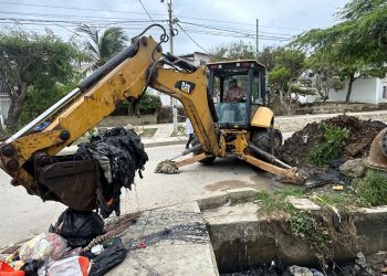 Alcaldía de Barranquilla interviene los canales La Playa, La Paz–Olivos y El Pueblo para prevenir inundaciones