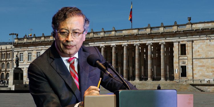 “Una figura del pasado”: exministro Alfonso Gómez cuestiona propuesta de Petro