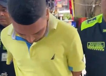 Capturan a presunto ladrón tras asalto a local de celulares en el barrio La Unión