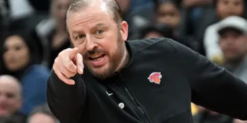 Knicks despiden a Thibodeau tras caer en finales del Este