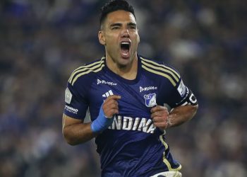 Con gol de Falcao, Millonarios venció a Nacional y se acercó a la final