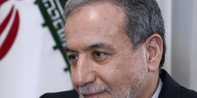 Si Israel detiene los ataques, dejaremos de bombardearles: Irán