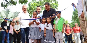 Estudiantes de Culebro en Campeche gozan de una escuela renovada