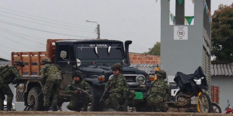 57 militares secuestrados en Cauca fueron rescatados por las Fuerzas Armadas