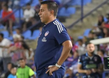Junior pone fin al ciclo de César Farías 