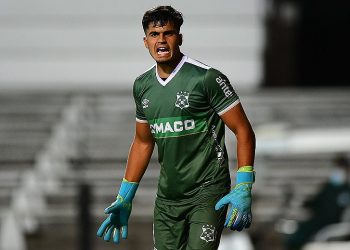 Mauro Silveira, el elegido para el arco tiburón