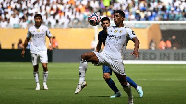 Real Madrid debuta con dudas y empate ante Al Hilal