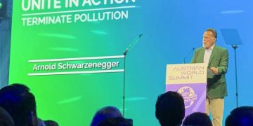 Schwarzenegger pide “dejar de lloriquear” por el negacionismo de Trump