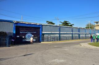 Destituyen a director de cárcel en Barranquilla tras denunciar amenazas del ‘Clan del Golfo’