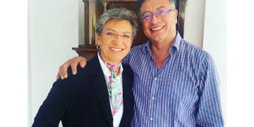 Claudia López “botó el chupo” cuando le recordaron que votó por Petro