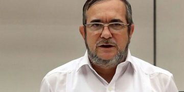 Exjefes de las Farc reconocen ante la JEP su responsabilidad en atentados contra Álvaro Uribe, Germán Vargas Lleras y otros crímenes contra civiles
