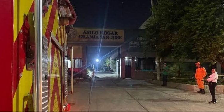 Dos adultos mayores fallecen en incendio en el Asilo Granja San José, en el suroriente de Barranquilla