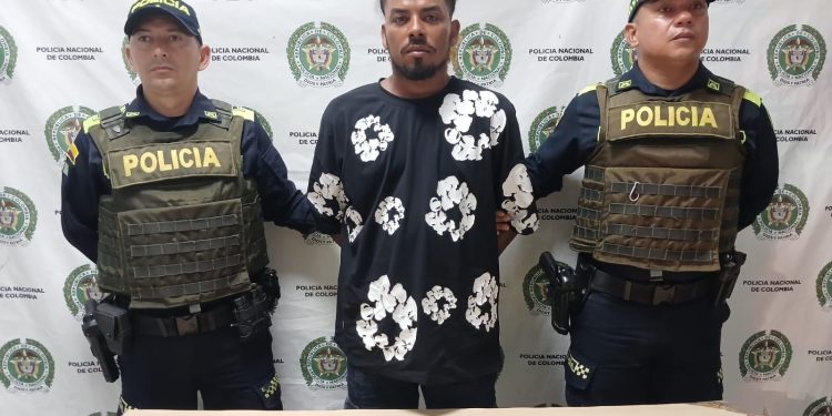 En plena corraleja capturan a “Víctor cool” por el delito de homicidio