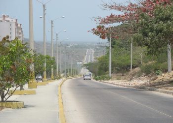 Atentado fallido en la Vía al Mar: sicarios huyen a pie tras chocar contra su objetivo