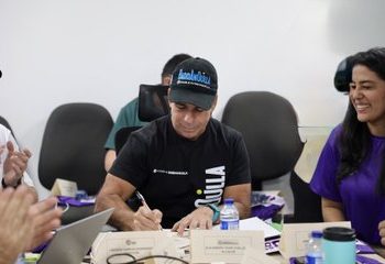Alejandro Char anuncia el levantamiento del pico y placa para taxistas en Barranquilla