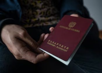 Cancillería descarta prórroga del contrato de pasaportes con Thomas Greg y anuncia que la Imprenta Nacional asumirá el proceso