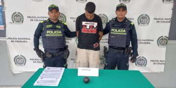 Capturado presunto integrante de grupo delincuencial con granada y panfletos extorsivos