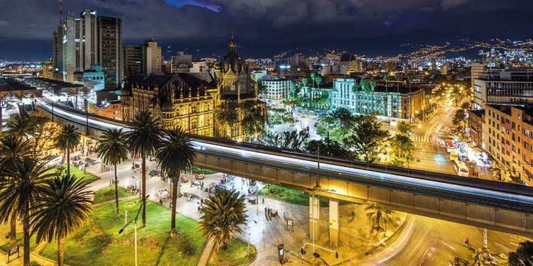 Hallan muerto a ciudadano español en hotel del centro de Medellín: investigan a mujer que lo acompañaba
