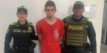 Tras persecución en Barranquilla capturan a tres por robo de taxi y ataque a la Policía