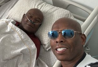 El ‘Tino’ Asprilla denuncia negligencia en hospital de Tuluá y lanza crítica al Gobierno Petro