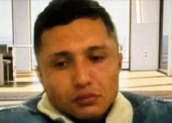 El vistoso casco y un comparendo: las dos pistas que llevaron a la captura de implicado en atentado a Miguel Uribe Turbay