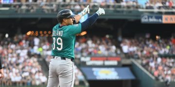 Dónovan Solano impulsa a los Marineros con bateo oportuno ante Tigres