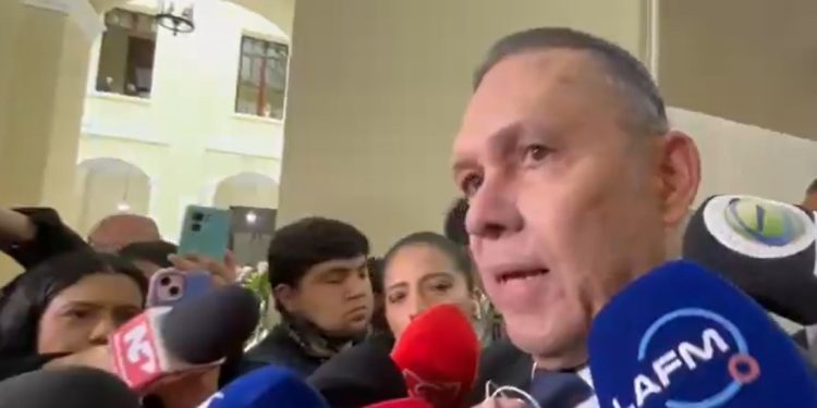 Efraín Cepeda envía mensaje de condolencia a Miguel Uribe Turbay