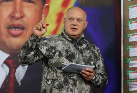 Diosdado Cabello lanza advertencia a EE. UU. en tono militar: “Nos preparamos para lo peor”