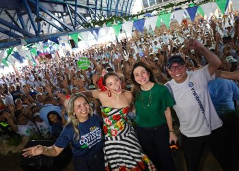Distrito rinde homenaje a los abuelos con baile, juegos y tradición en el Día del Adulto Mayor