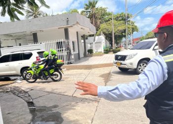 Ministro de Minas inspecciona planta de Monómeros en medio del plan del Gobierno Petro para adquirirla