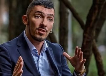 Juan Carlos Florián, nuevo ministro de Igualdad, pide ser llamado “ministra” y habla de su vida, su activismo y su pasado