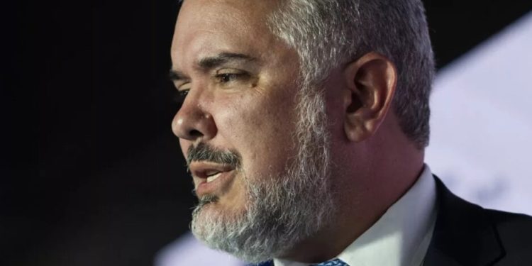 Iván Duque arremete contra el Gobierno: “Apoya a Hamás y se asocia con el antisemitismo”