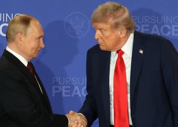 Putin acordó con Trump permitir “sólidas” garantías de seguridad a Ucrania