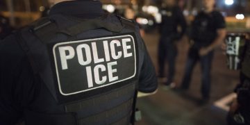 Caen un 19 % los arrestos de inmigrantes en EE. UU. durante julio
