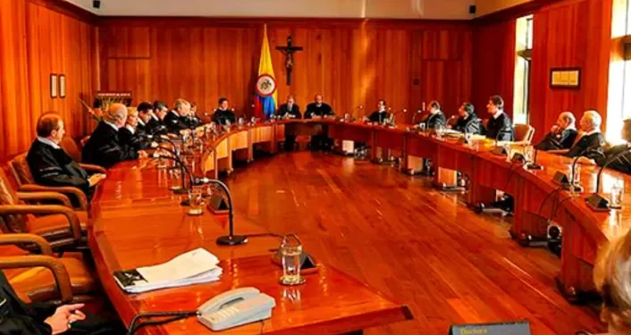 Consejo de Estado admite demanda contra decreto que le quitó competencia sobre tutelas contra el Presidente
