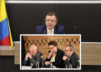 Ausencia de exjefes de las Farc marca audiencia clave en la JEP