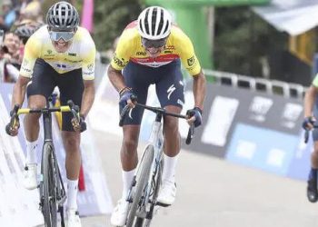 La Vuelta a Colombia se detiene por el paro minero