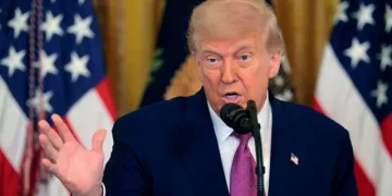 Trump confirma que fue notificado del ataque de Israel a Catar, pero asegura que no lo ordenó
