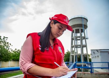 Gobernación del Atlántico refuerza control del agua potable para proteger la salud pública en 22 municipios