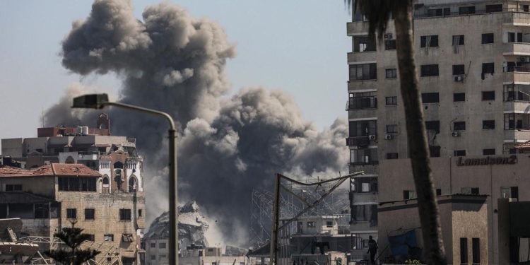 Mueren 145 niños por hambre en Gaza debido al bloqueo israelí a la ayuda humanitaria