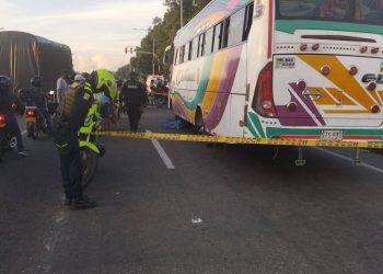 Un viaje sin regreso: joven motociclista muere en trágico accidente en Galapa