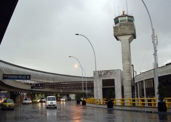 Capturan a Óscar García Lopera en el aeropuerto José María Córdova: lo acusan de lavado de activos y contrabando